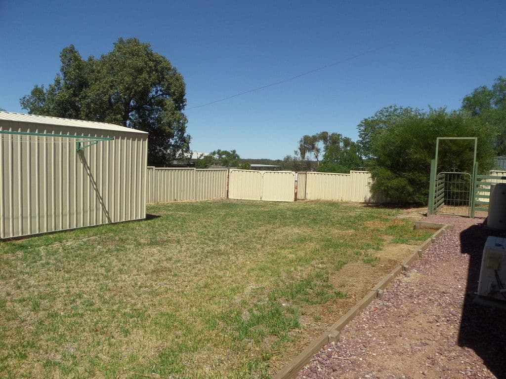 18 Frank Street, Narrandera NSW 2700, Narrandera - Thumbnail 5