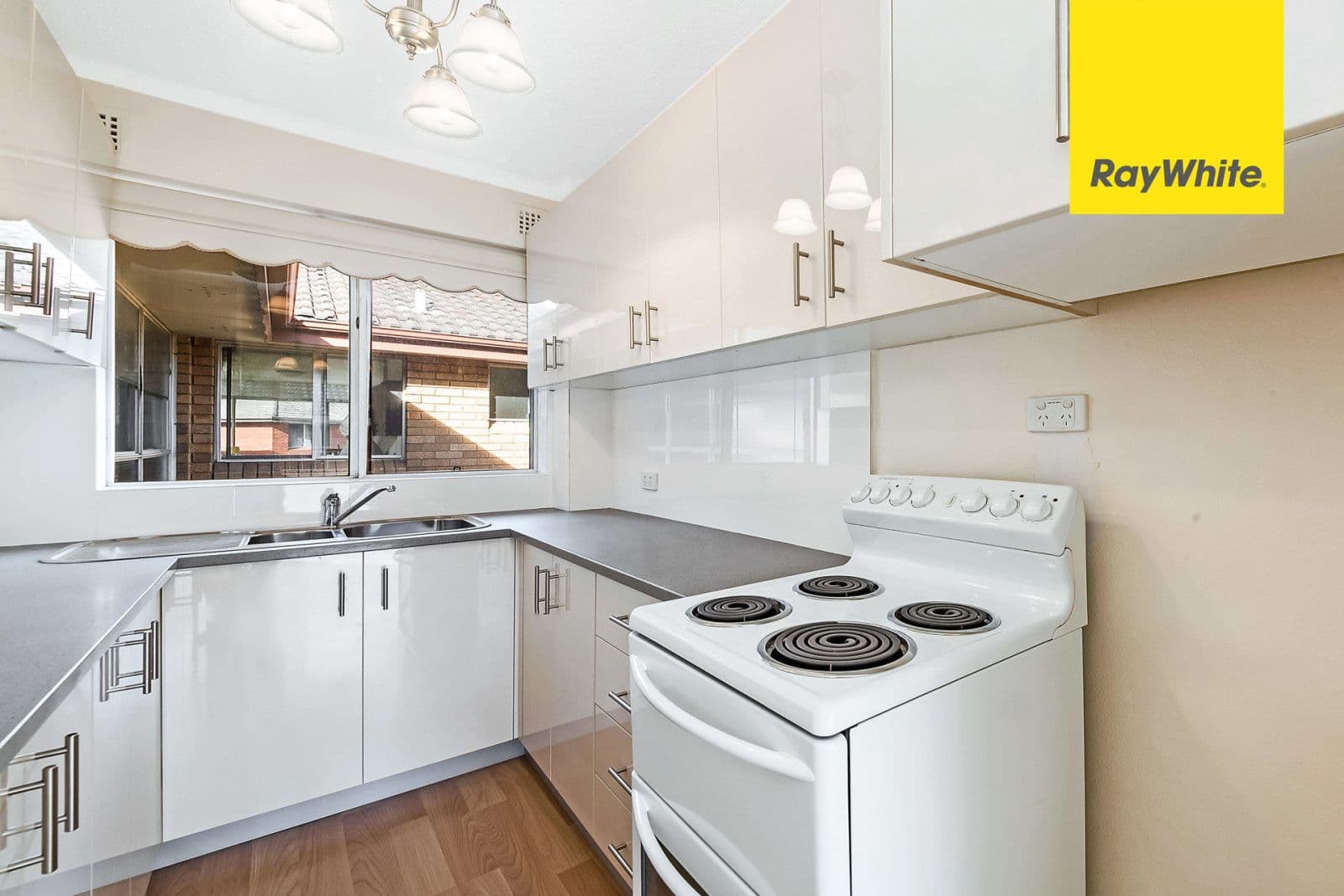 11 Thurlow Street, Riverwood NSW 2210, Riverwood - Thumbnail 6