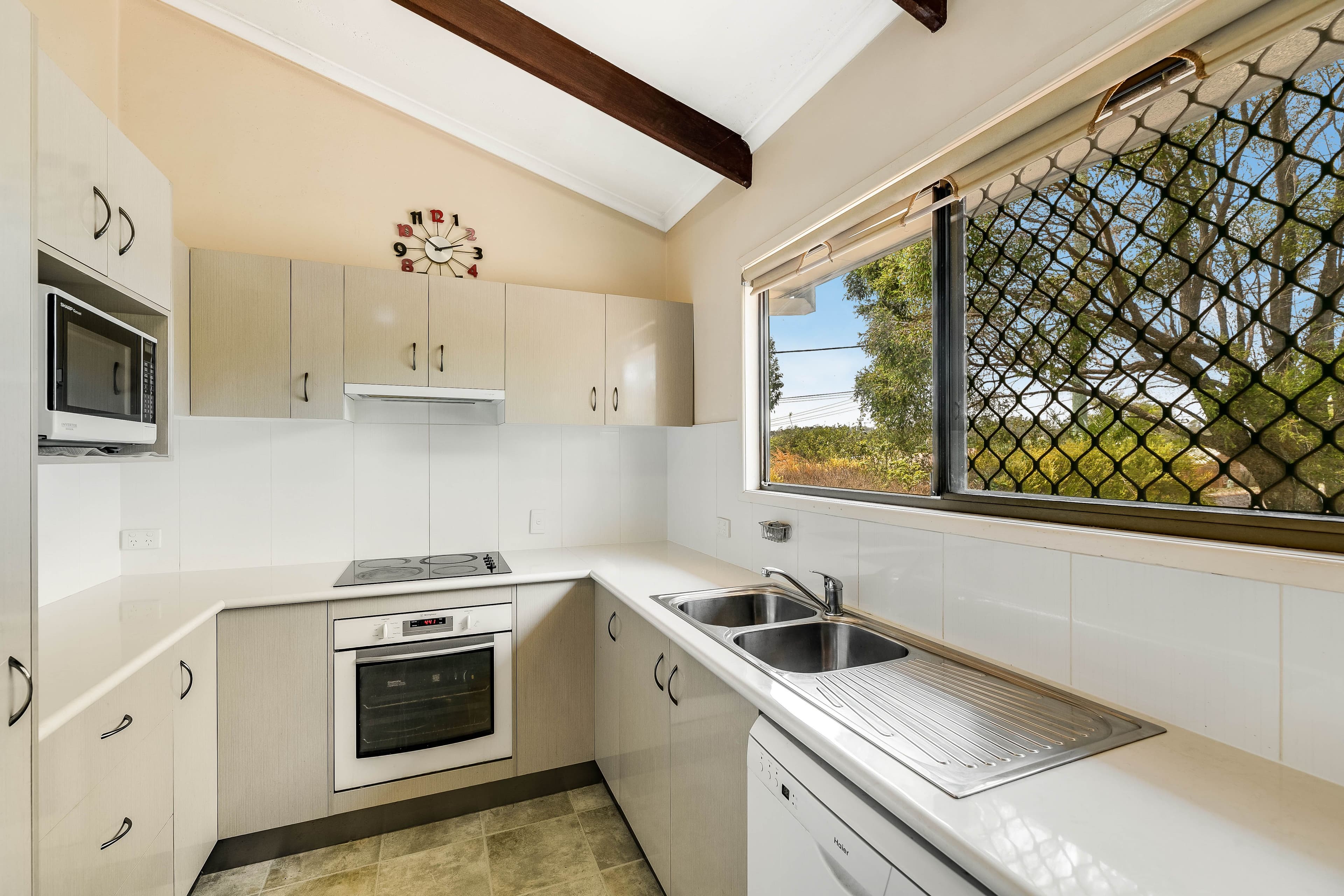 17 Kratzmann Court, Kearneys Spring QLD 4350, Kearneys Spring - Thumbnail 2