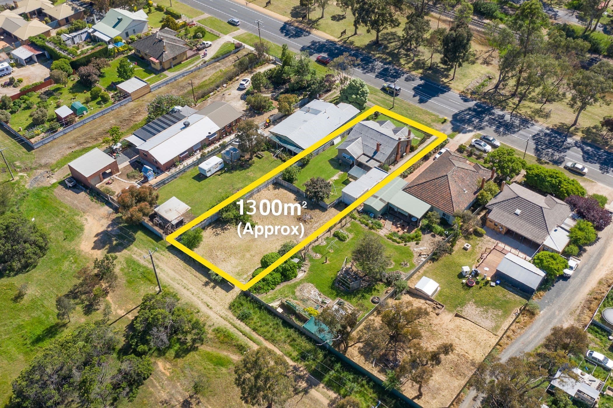 65 Lambert Street, Ararat VIC 3377, Ararat - Thumbnail 2
