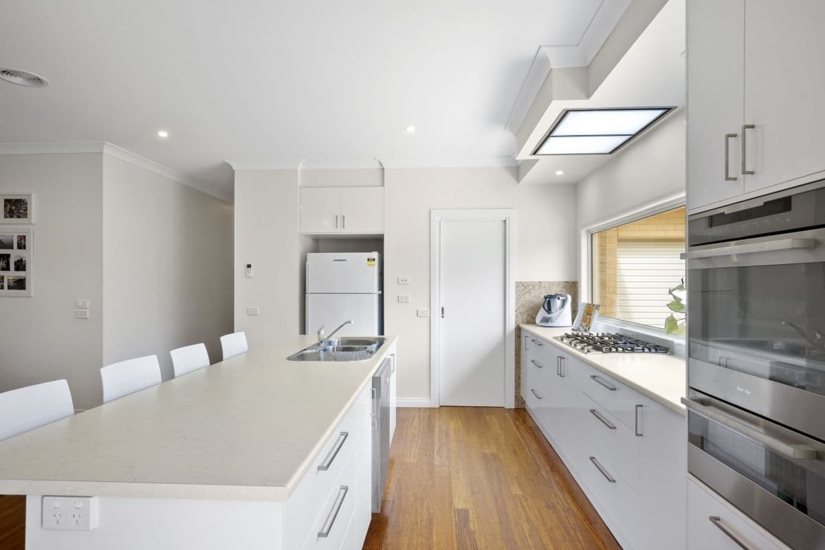 24 Charter Road, Werribee VIC 3030, Werribee - Thumbnail 4