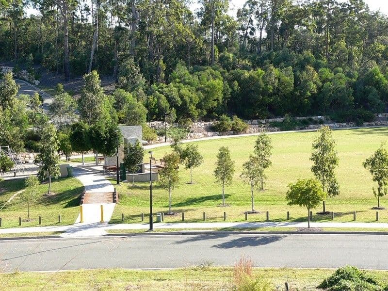 15 Greendragon Crescent, UPPER COOMERA QLD 4209, Upper Coomera - Thumbnail 4