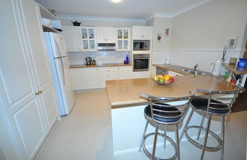 3 Calcetto Place, ARUNDEL QLD 4214, Arundel - Thumbnail 2