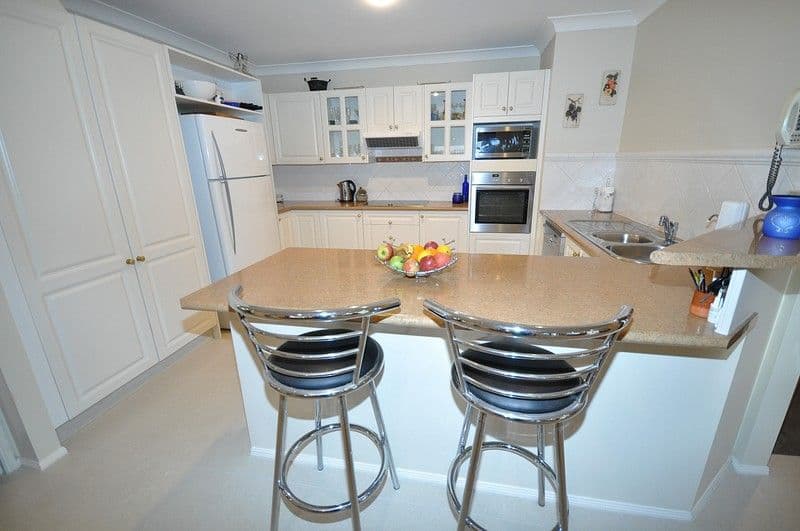 3 Calcetto Place, ARUNDEL QLD 4214, Arundel - Thumbnail 6
