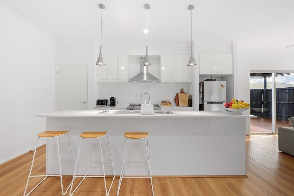 11 Grampians Avenue, Werribee VIC 3030, Werribee - Thumbnail 3