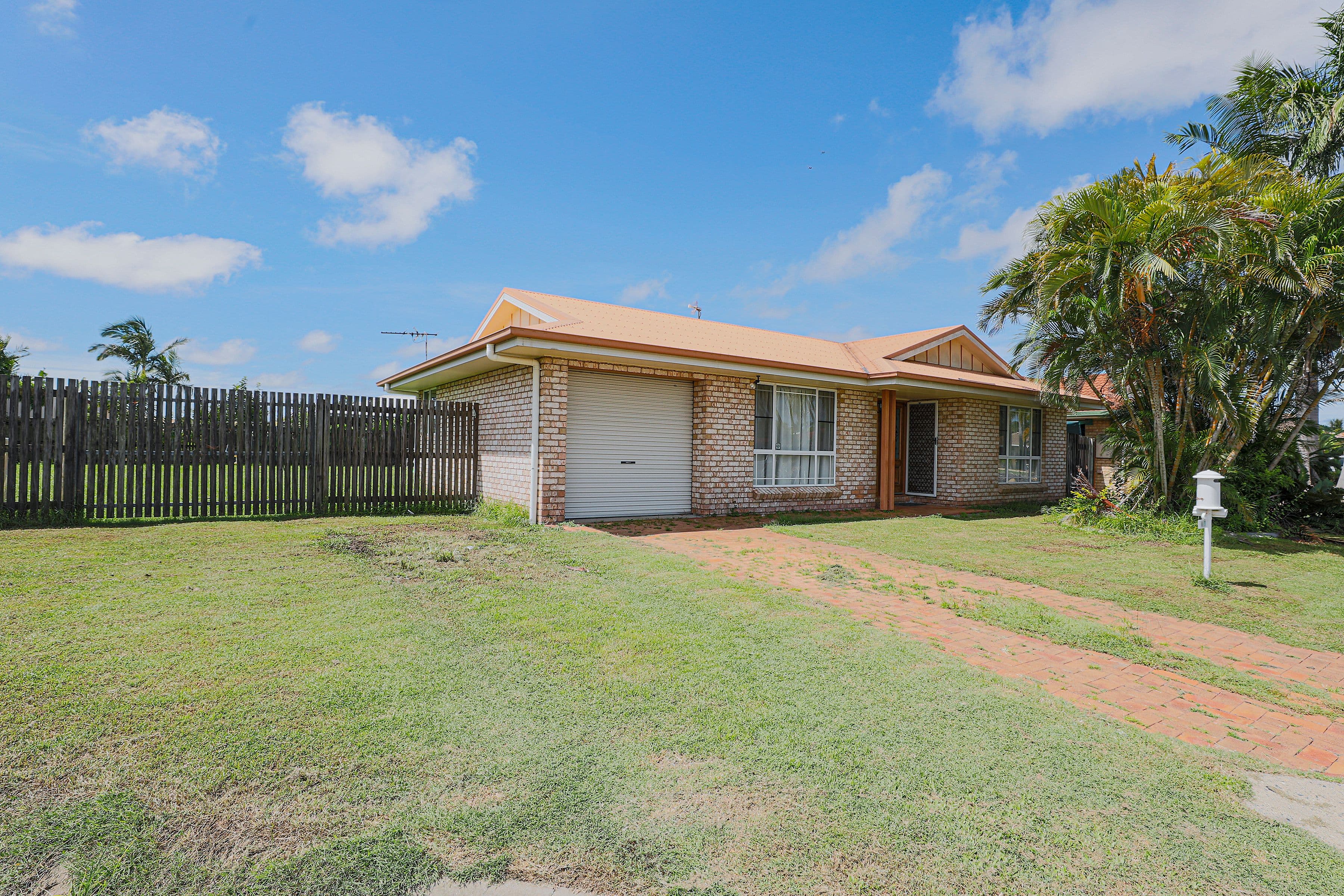 18 Lorne Court, Beaconsfield QLD 4740, Beaconsfield - Image 1