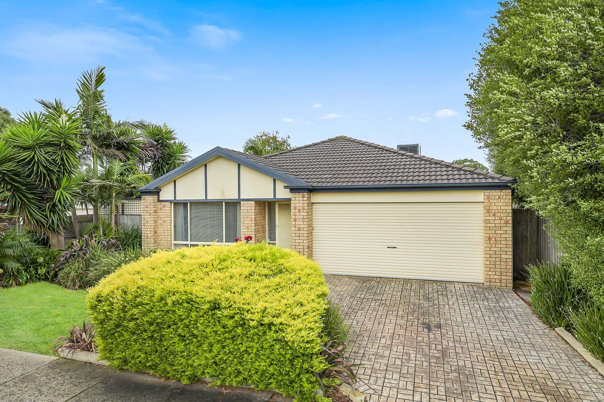 17 Kinsale View, Berwick VIC 3806, Berwick - Image 1