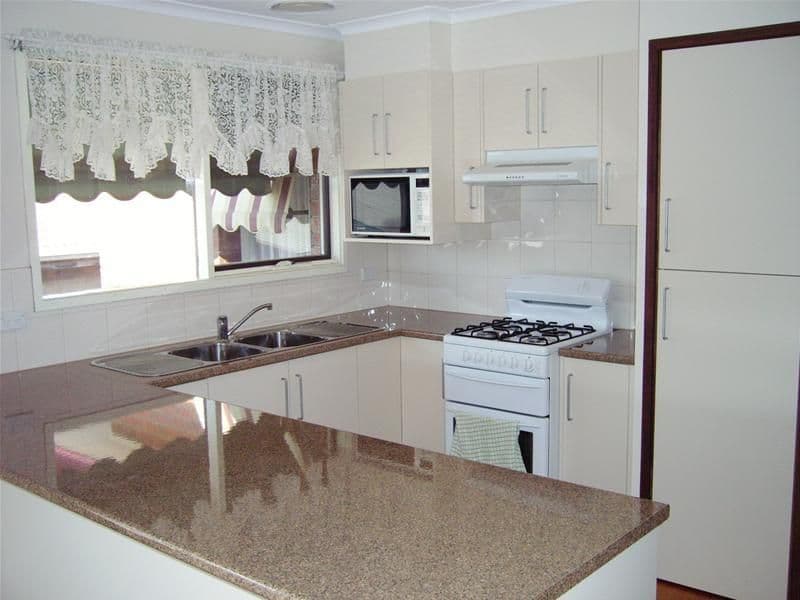 16 Poorinda Rise, NARRE WARREN VIC 3805, Narre Warren - Thumbnail 2
