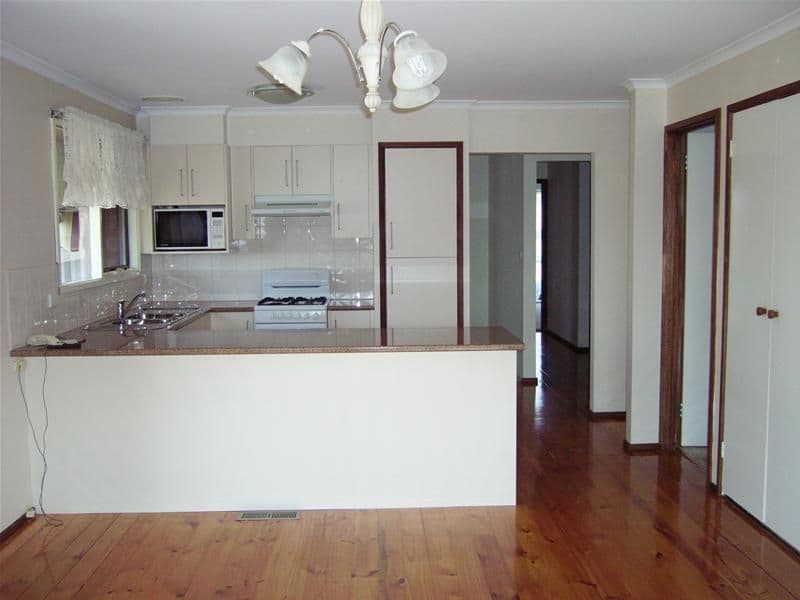 16 Poorinda Rise, NARRE WARREN VIC 3805, Narre Warren - Thumbnail 7