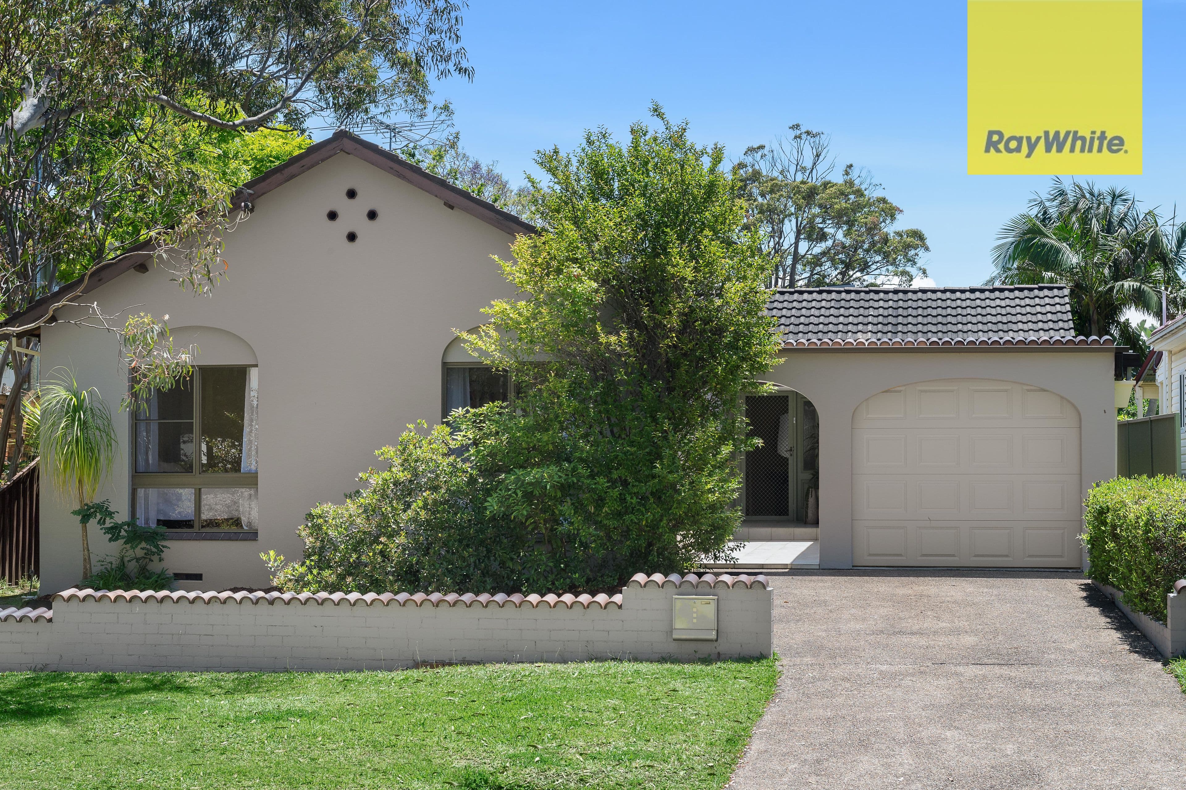 273 Burraneer Bay Road, Caringbah South - Thumbnail 2