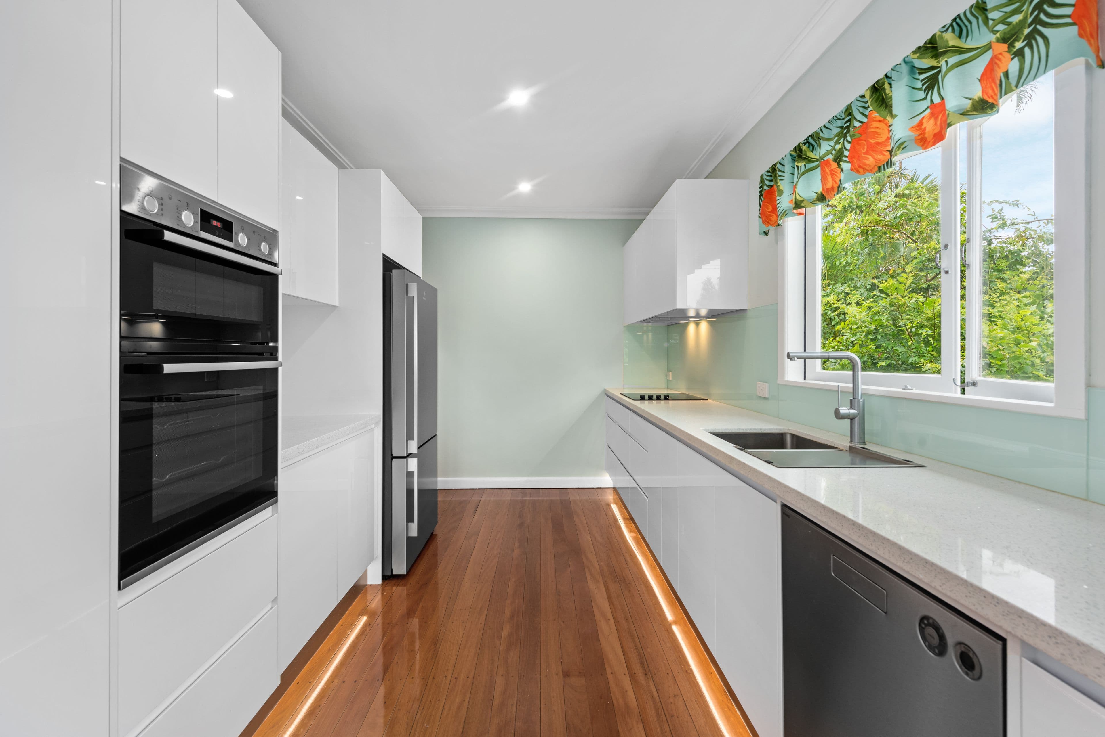 73 Mein Street, Scarborough QLD 4020, Scarborough - Thumbnail 4