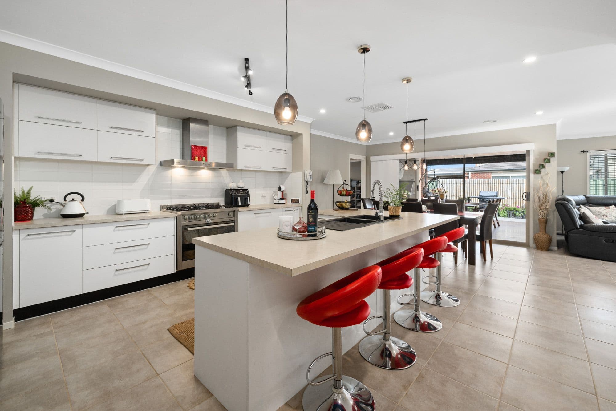 33 Orana Street, Wyndham Vale VIC 3024, Wyndham Vale - Thumbnail 3