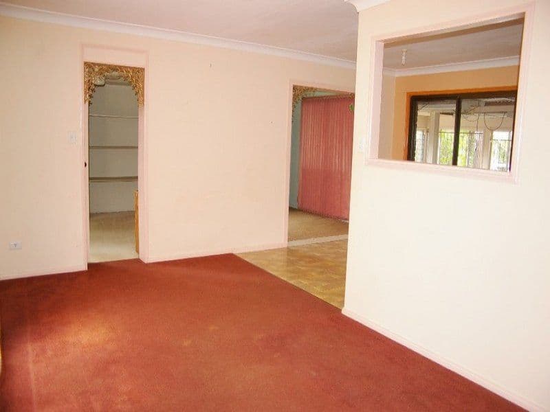 4 St Thomas Court, DECEPTION BAY QLD 4508, Deception Bay - Thumbnail 2