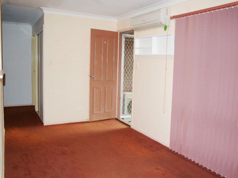 4 St Thomas Court, DECEPTION BAY QLD 4508, Deception Bay - Thumbnail 3