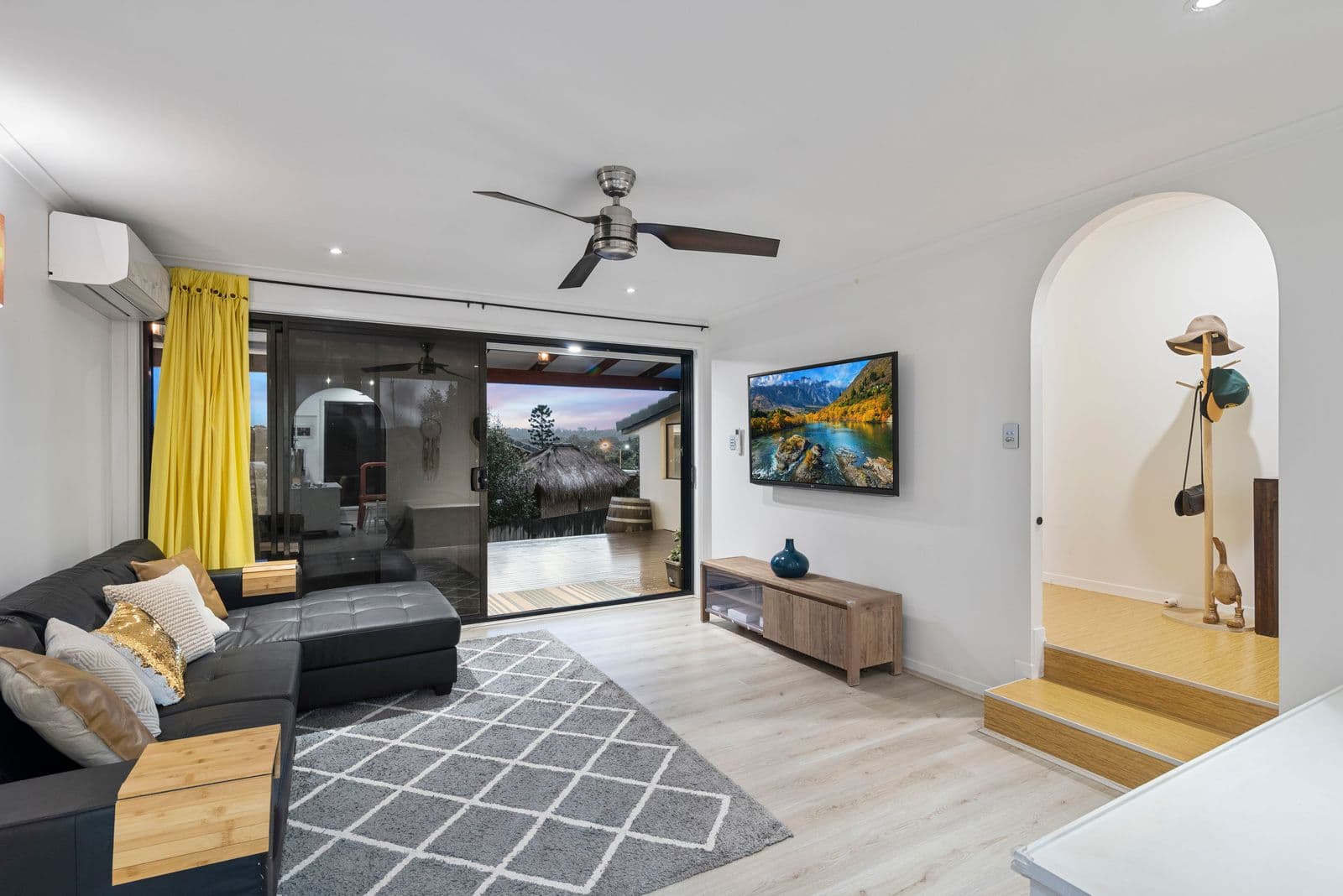 41 Angelica Street, Elanora QLD 4221, Elanora - Thumbnail 4