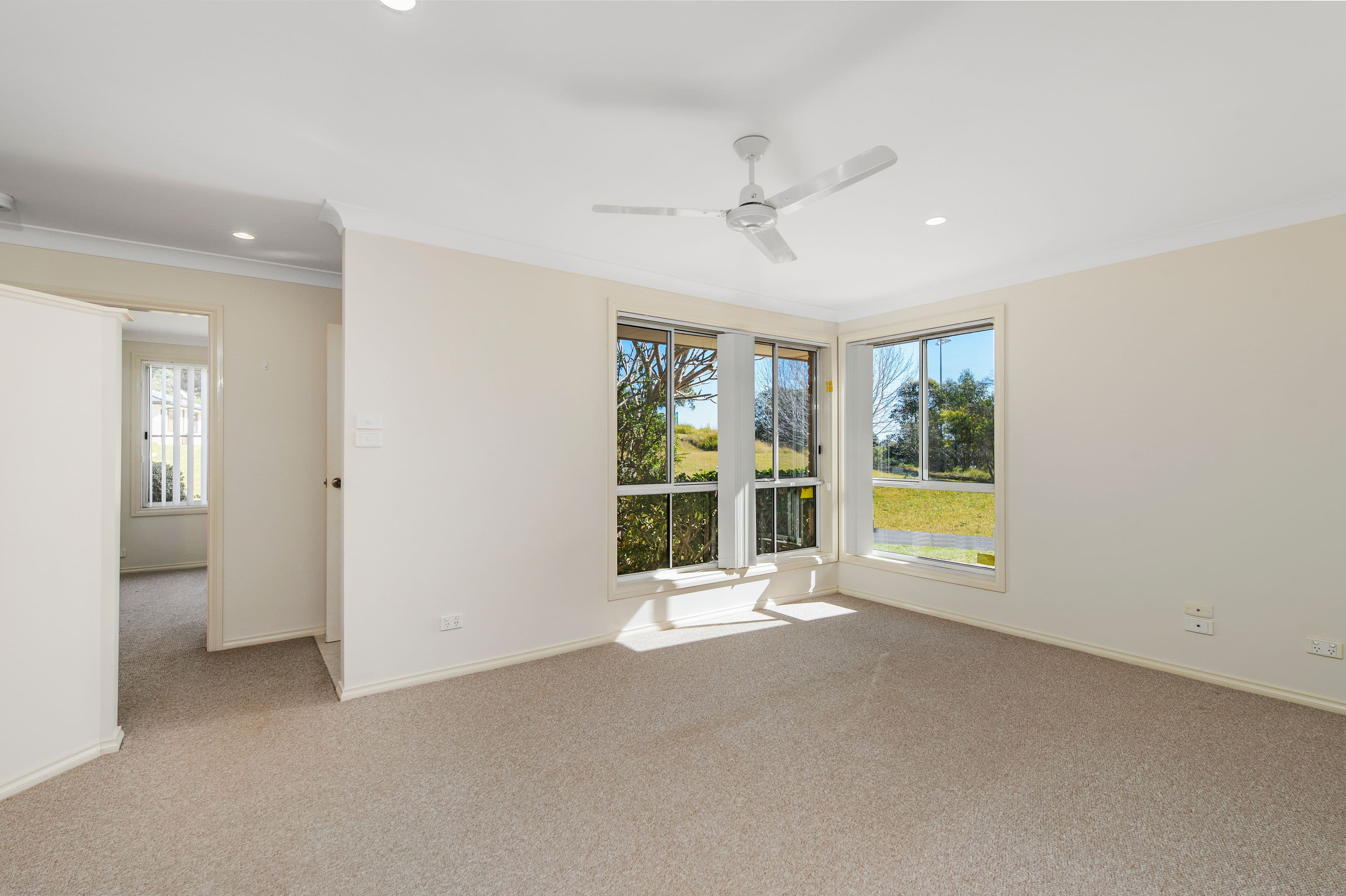 4 Grace Close, Port Macquarie NSW 2444, Port Macquarie - Thumbnail 2