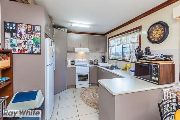 1298 Anzac Avenue, KALLANGUR QLD 4503, Kallangur - Thumbnail 3
