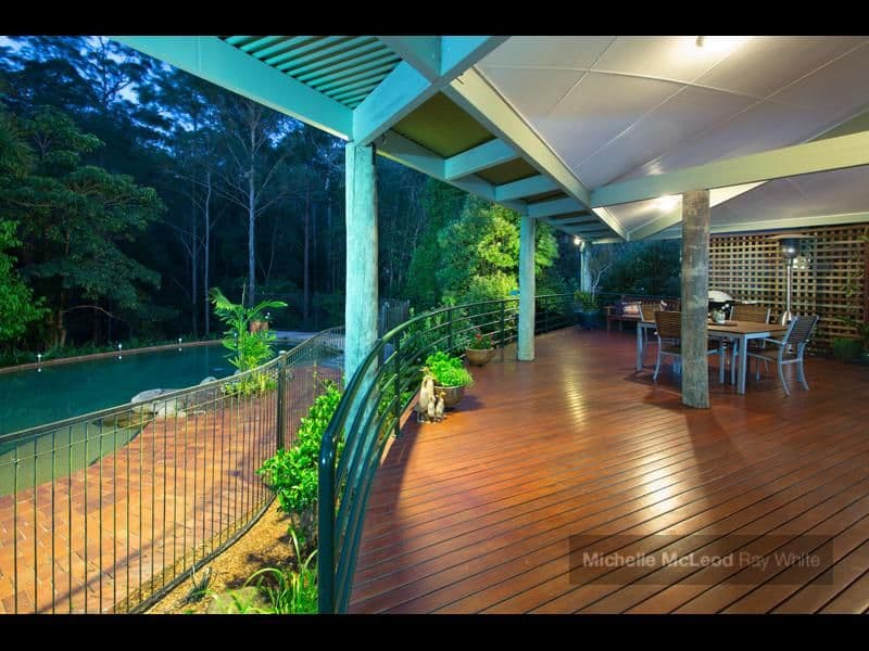 15 Haysom Close, CHAPEL HILL QLD 4069, Chapel Hill - Thumbnail 2