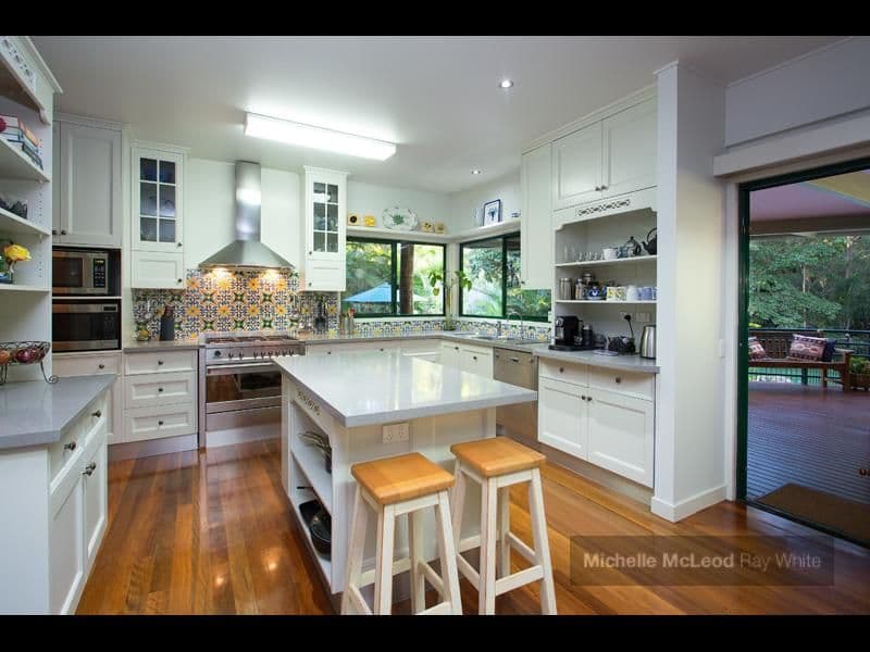 15 Haysom Close, CHAPEL HILL QLD 4069, Chapel Hill - Thumbnail 6