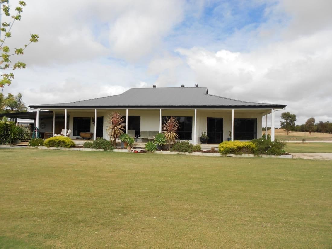 115 Golf Course Road, BORDERTOWN SA 5268, Bordertown - Image 1
