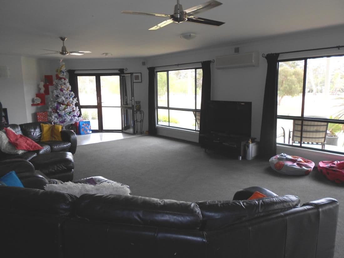 115 Golf Course Road, BORDERTOWN SA 5268, Bordertown - Thumbnail 4