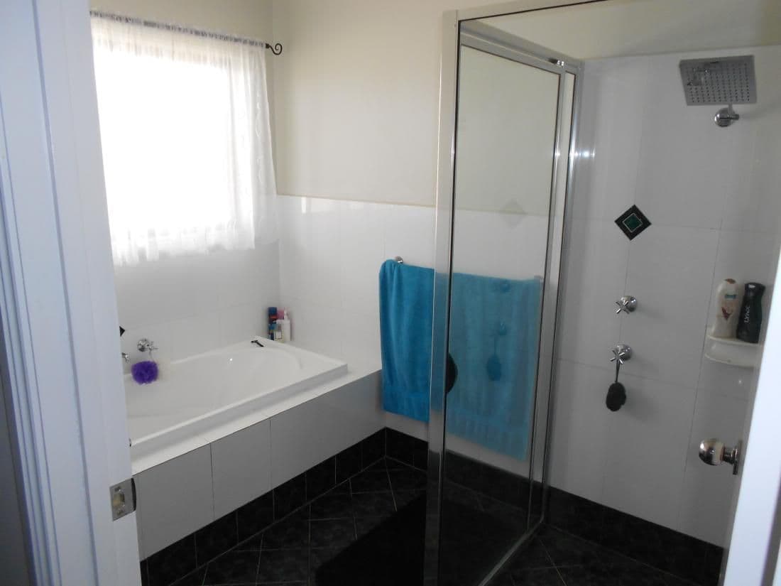 115 Golf Course Road, BORDERTOWN SA 5268, Bordertown - Thumbnail 6