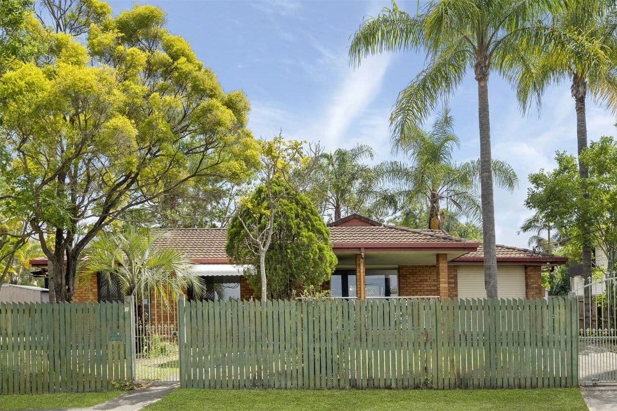 37 Camelia Avenue, Logan Central QLD 4114, Logan Central - Thumbnail 2