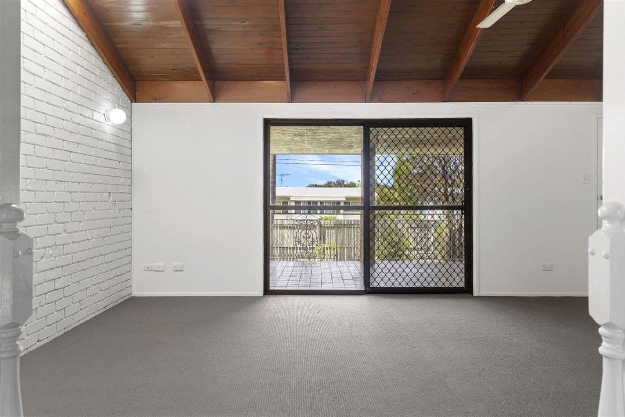 37 Camelia Avenue, Logan Central QLD 4114, Logan Central - Thumbnail 5