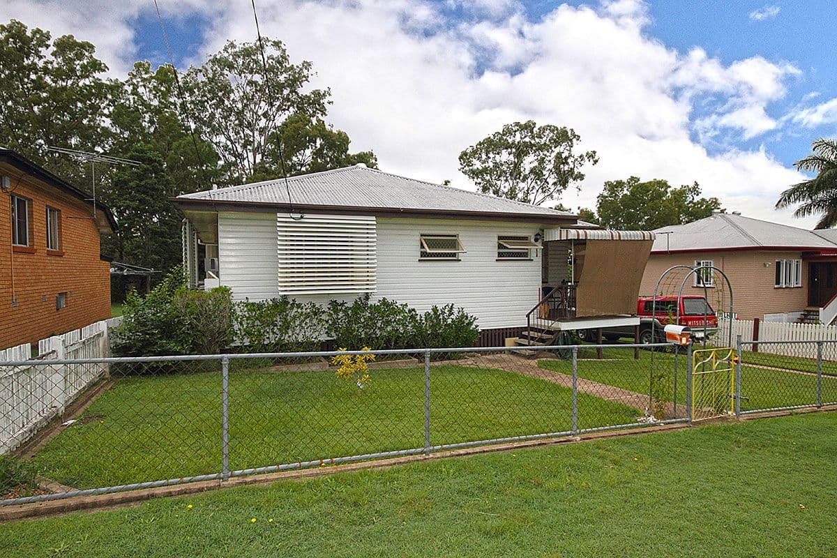 3 Gilmore Street, Leichhardt QLD 4305, Leichhardt - Thumbnail 2