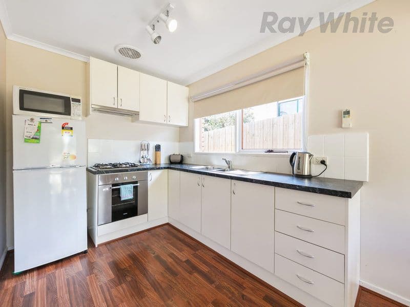 124 Fourth Avenue, Rosebud VIC 3939, Rosebud - Thumbnail 4