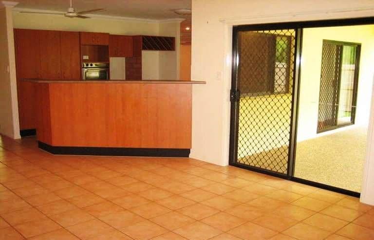 20 William Hickey Street, REDLYNCH QLD 4870, Redlynch - Thumbnail 4