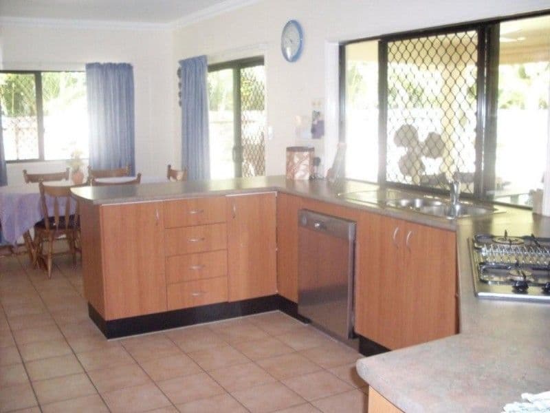 20 William Hickey Street, REDLYNCH QLD 4870, Redlynch - Thumbnail 6