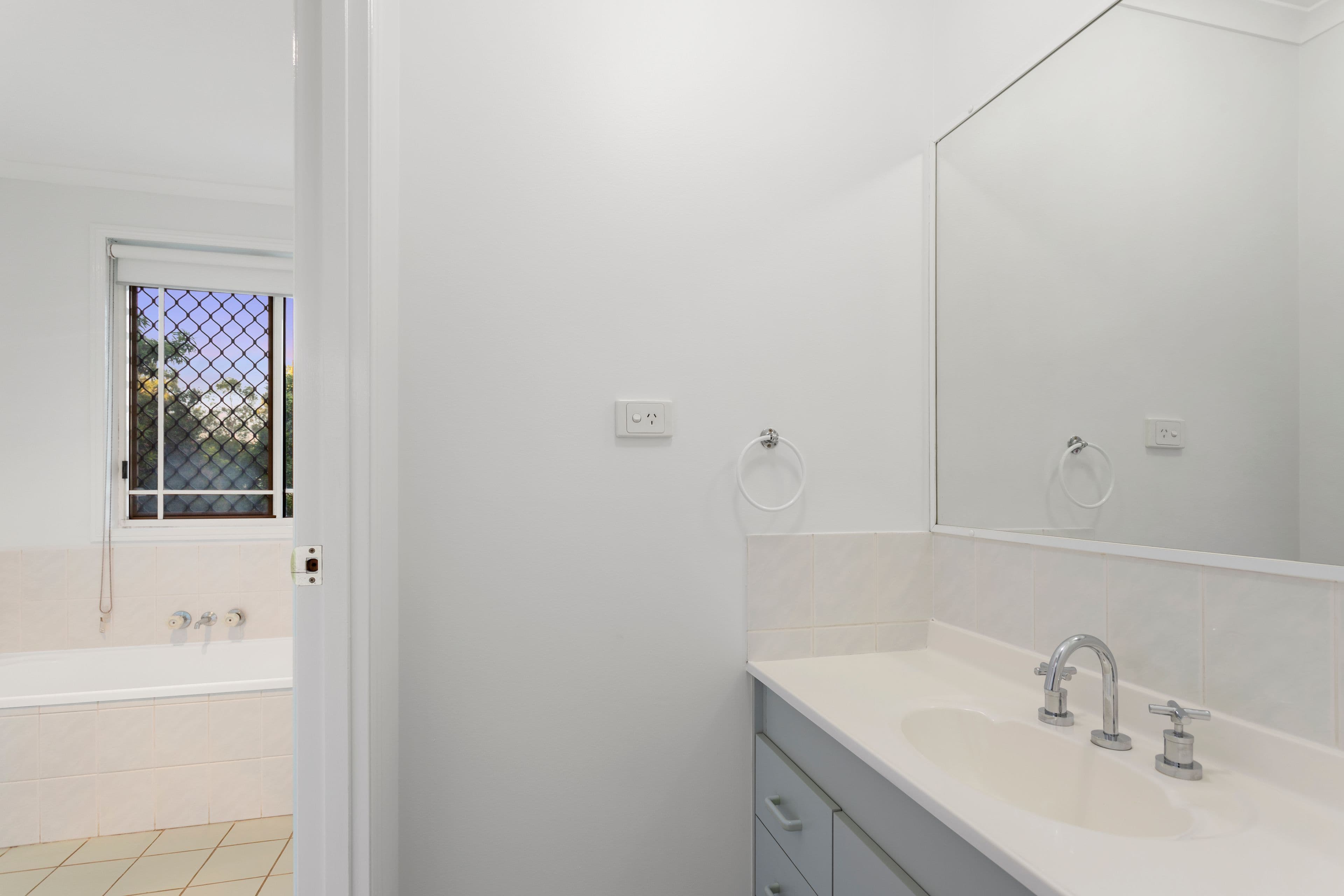 4 Minker Place, Forest Lake QLD 4078, Forest Lake - Thumbnail 8