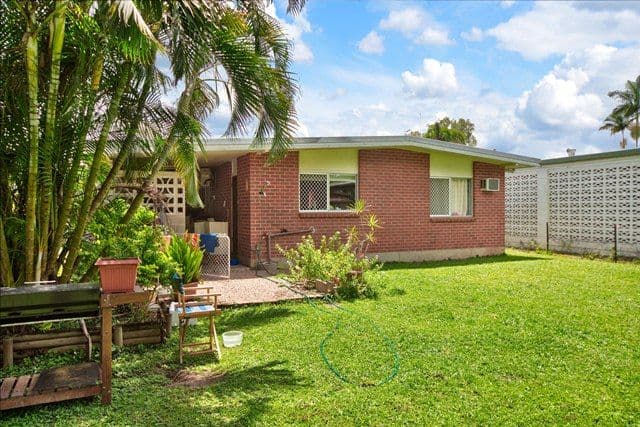 3 Chaplain Avenue, MANUNDA QLD 4870, Manunda - Thumbnail 2