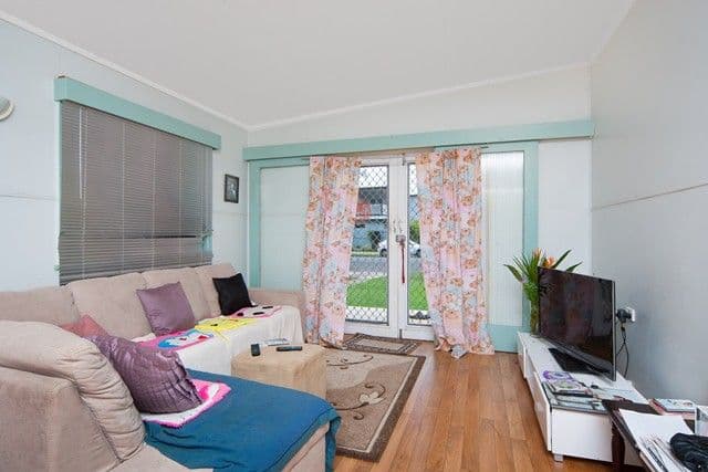 3 Chaplain Avenue, MANUNDA QLD 4870, Manunda - Thumbnail 5