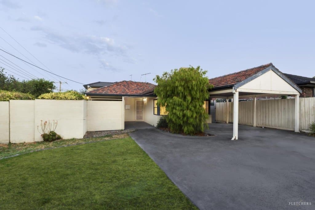 100 Middleborough Road, Blackburn South - Image 1