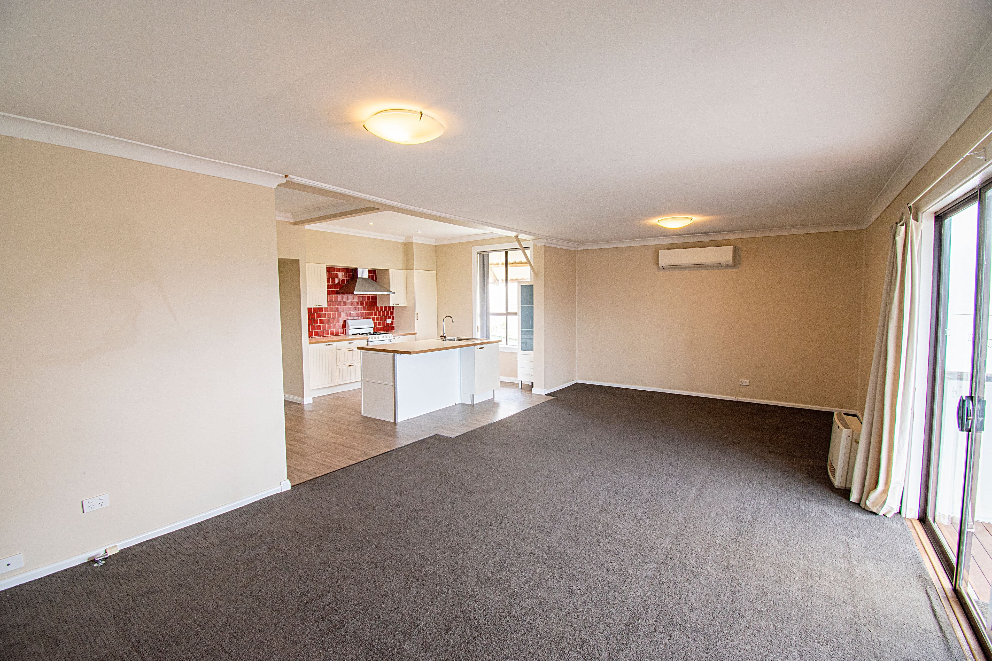7 Jenolan Street, Oberon NSW 2787, Oberon - Thumbnail 3