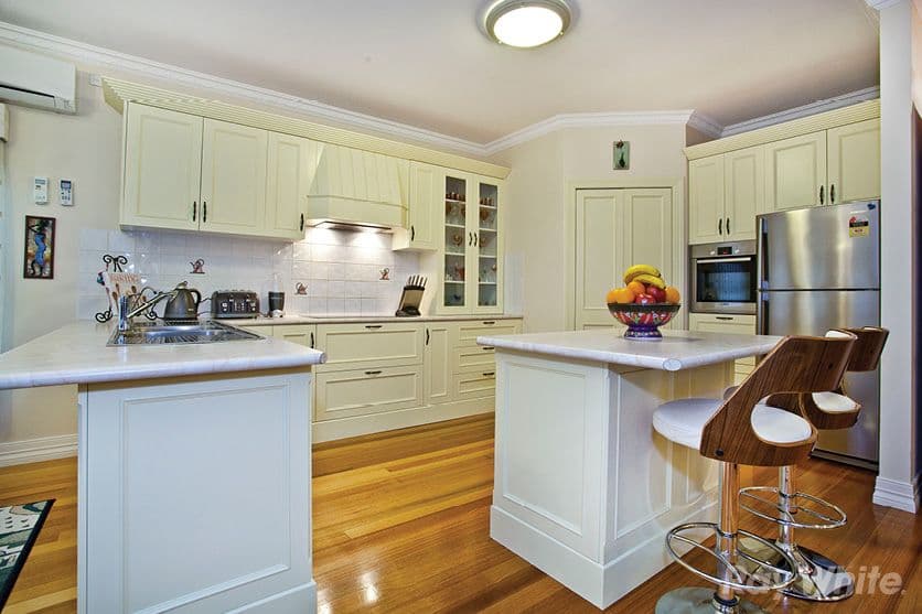 53 Lawson Way, ENDEAVOUR HILLS VIC 3802, Endeavour Hills - Thumbnail 4
