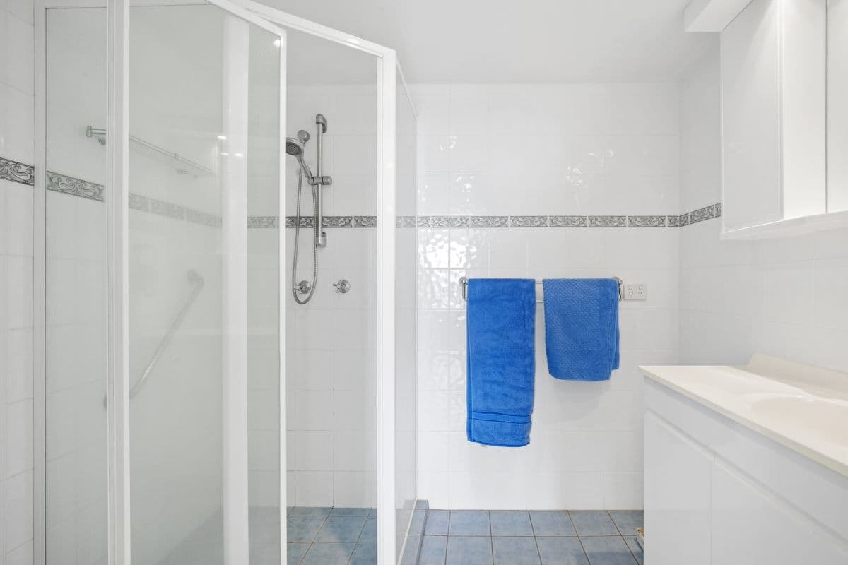 54 Hooker Boulevard, Mermaid Waters QLD 4218, Mermaid Waters - Thumbnail 7