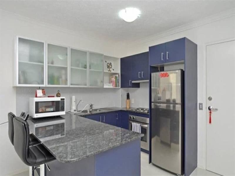 414 Marine Parade, Biggera Waters QLD 4216, Biggera Waters - Thumbnail 4