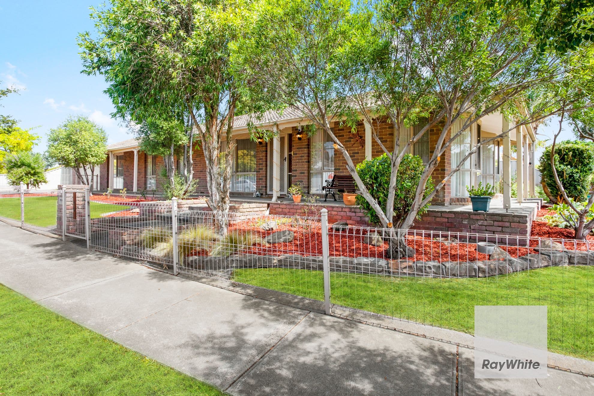 49 Tintaldra Drive, Keilor VIC 3036, Keilor - Thumbnail 3