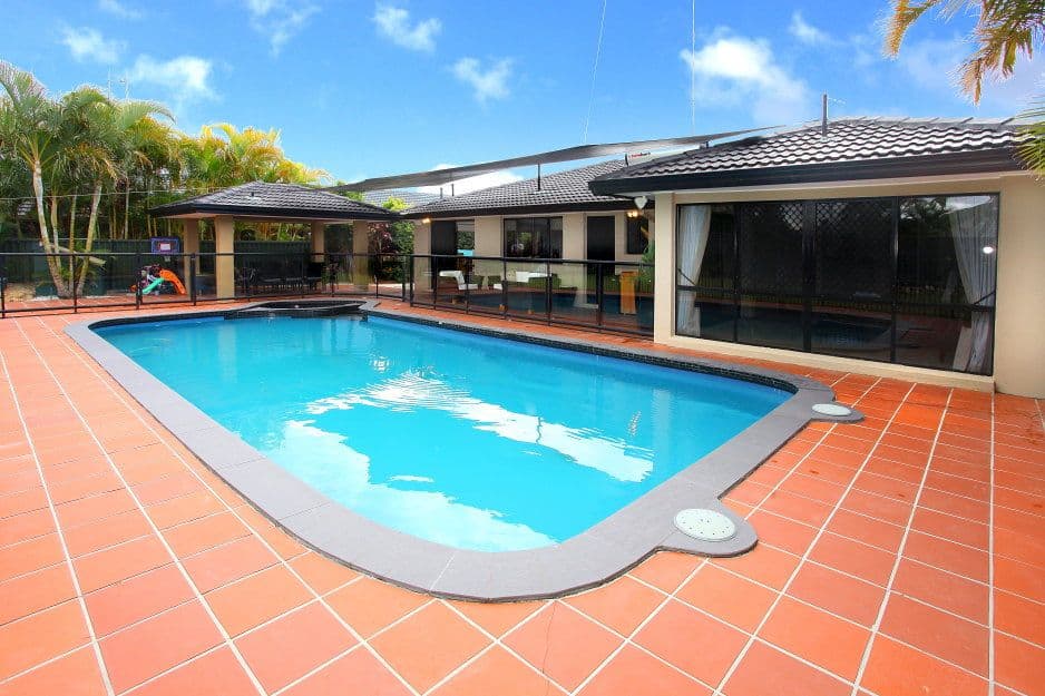 5 Mcilwraith Avenue, SORRENTO QLD 4217, Sorrento - Image 1