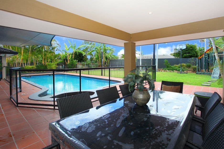 5 Mcilwraith Avenue, SORRENTO QLD 4217, Sorrento - Thumbnail 8