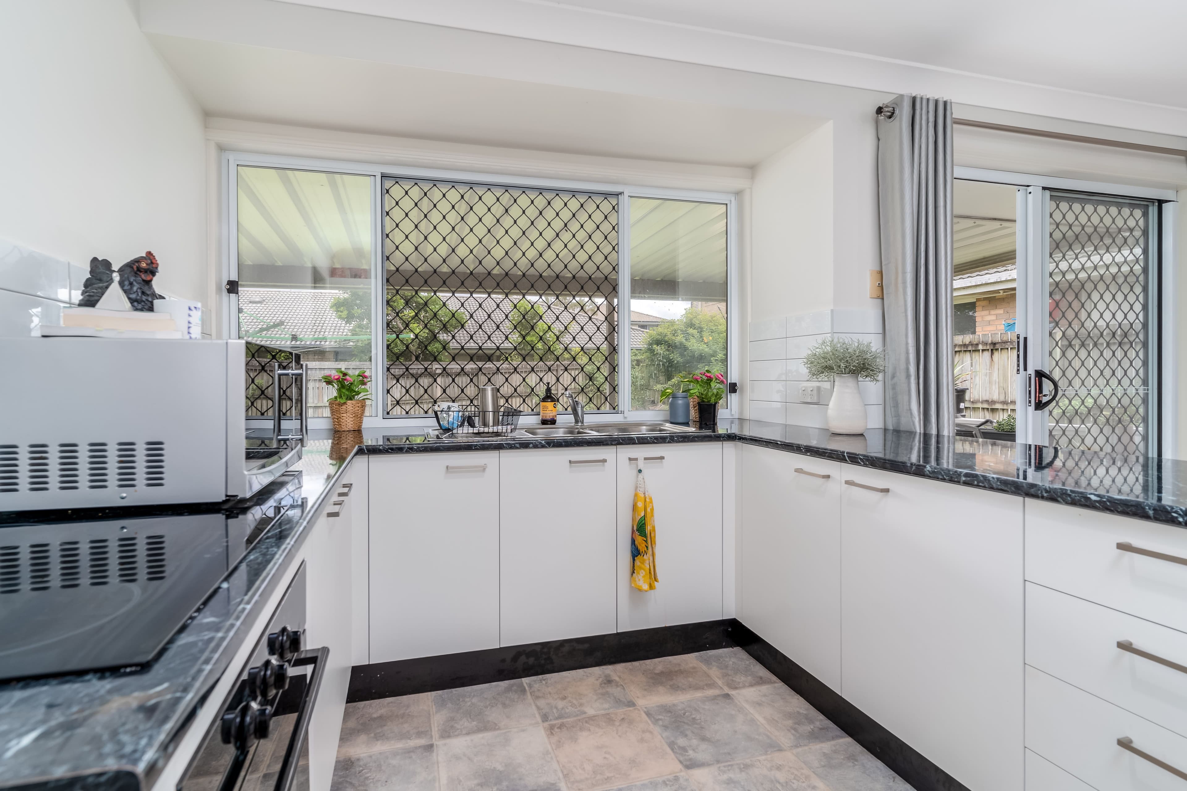 855 Wembley Road, Browns Plains QLD 4118, Browns Plains - Thumbnail 5