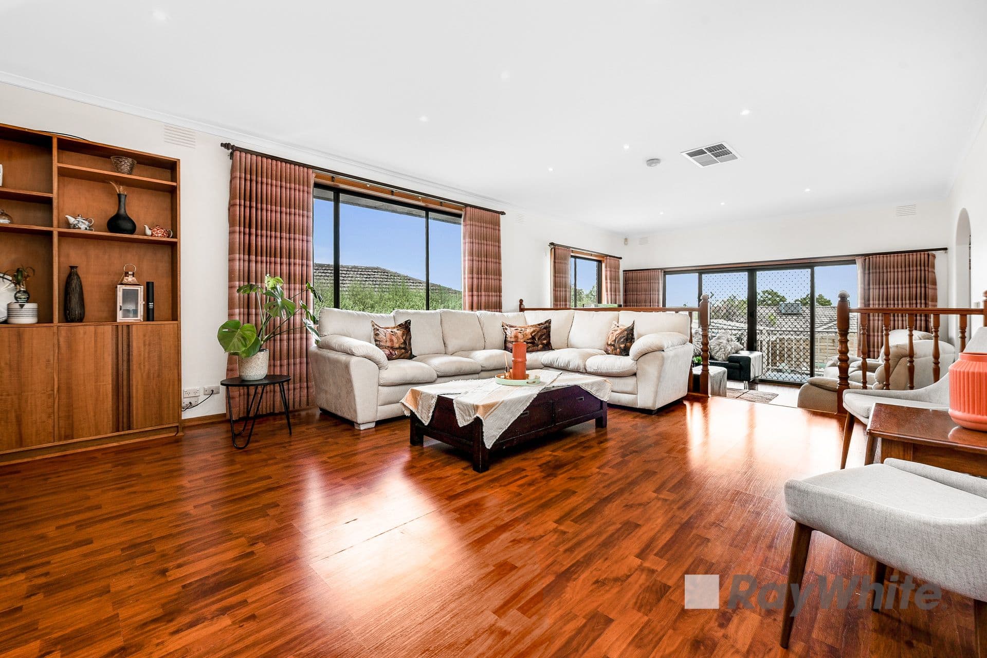 26 John Edgcumbe Way, Endeavour Hills VIC 3802, Endeavour Hills - Thumbnail 3