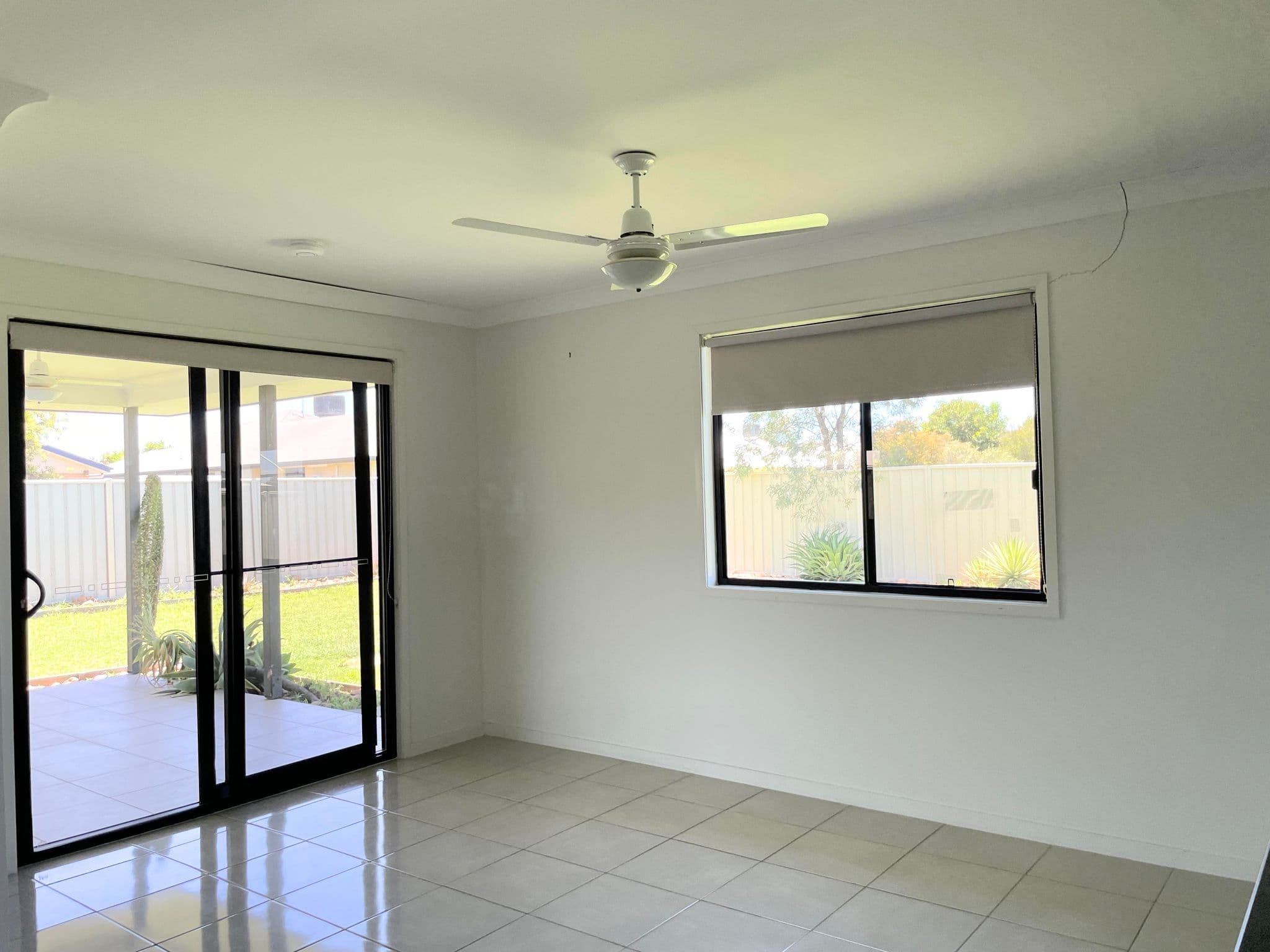 15 Easton Street, Emerald QLD 4720, Emerald - Thumbnail 5