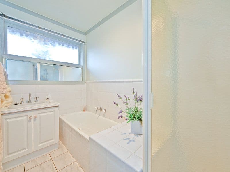 68 Medway Street, BOX HILL NORTH VIC 3129, Box Hill North - Thumbnail 4