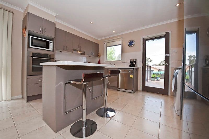 15 Shenton Crescent, STIRLING ACT 2611, Stirling - Thumbnail 7
