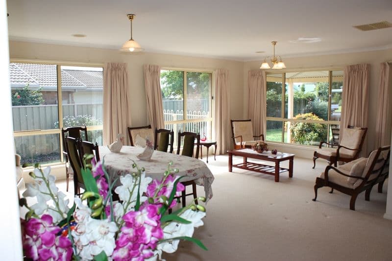 9 Andyanna Crescent, COROWA NSW 2646, Corowa - Thumbnail 2