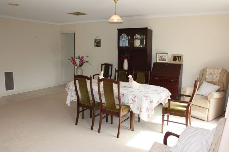 9 Andyanna Crescent, COROWA NSW 2646, Corowa - Thumbnail 7